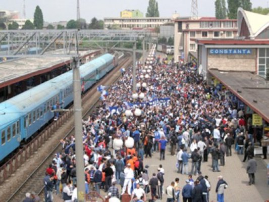 Canicula dă peste cap mersul trenurilor din Constanţa